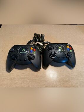 LOT OF 2 ORIGINAL XBOX OEM S TYPE CONTROLLER BLACK W/BREAKAWAY CABLE TESTED